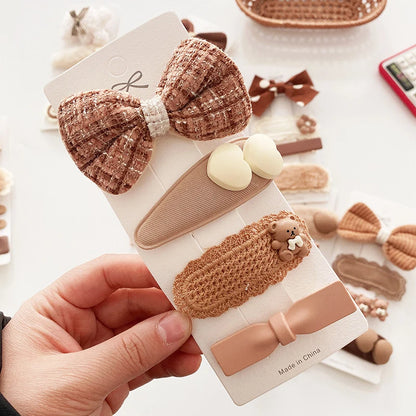 4-Piece Minimalist Girls' Hair Clip Kit